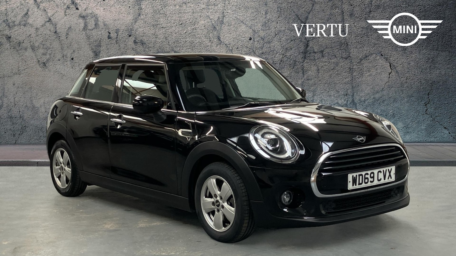 Used MINI Hatch 2020 for sale - 76718789: Photo 1