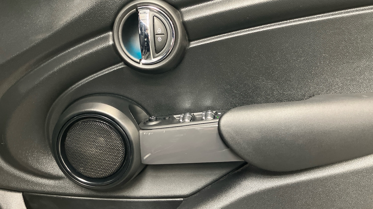 Used MINI Hatch 2020 for sale - 76718789: Photo 20