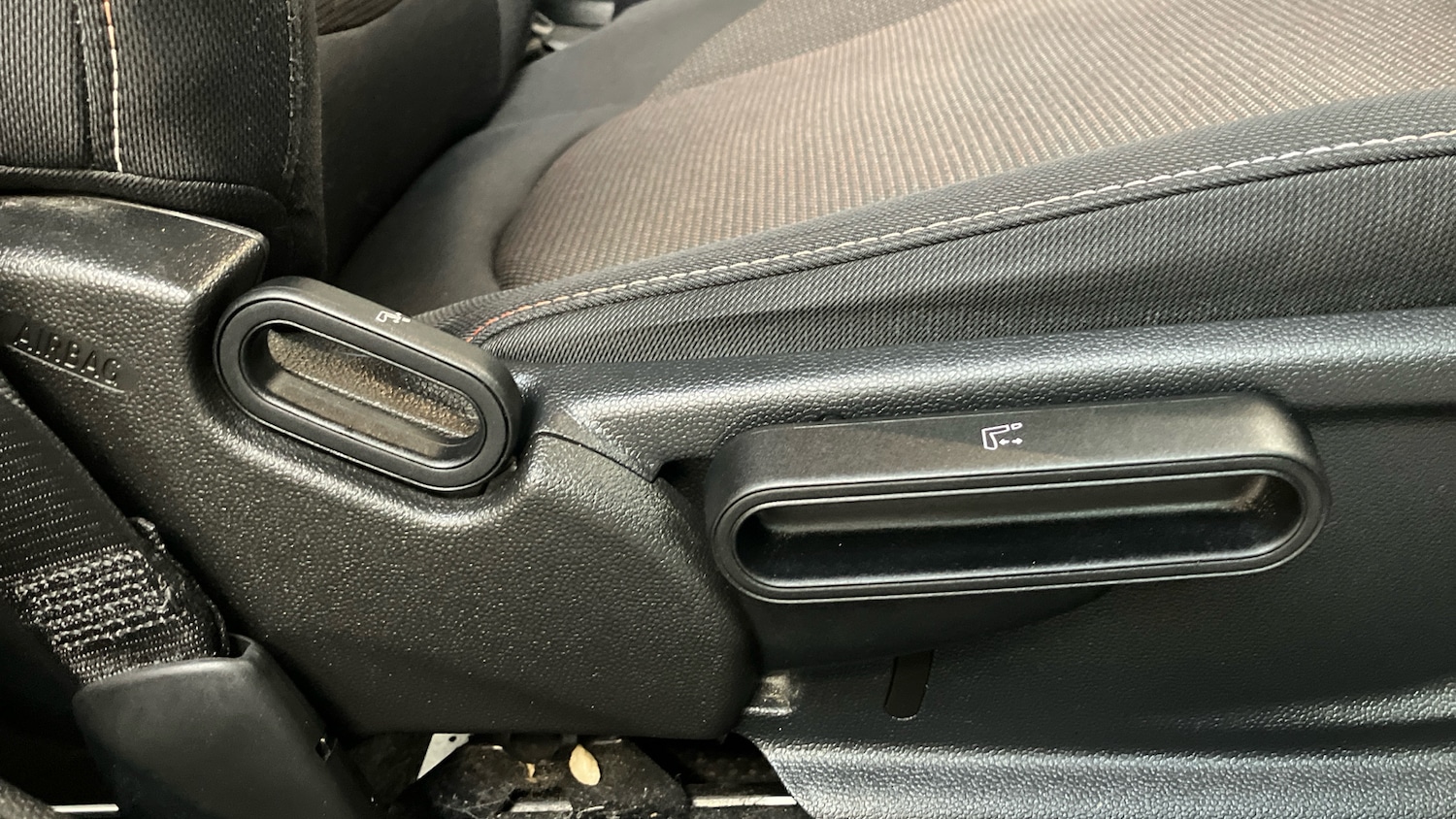 Used MINI Hatch 2020 for sale - 76718789: Photo 41