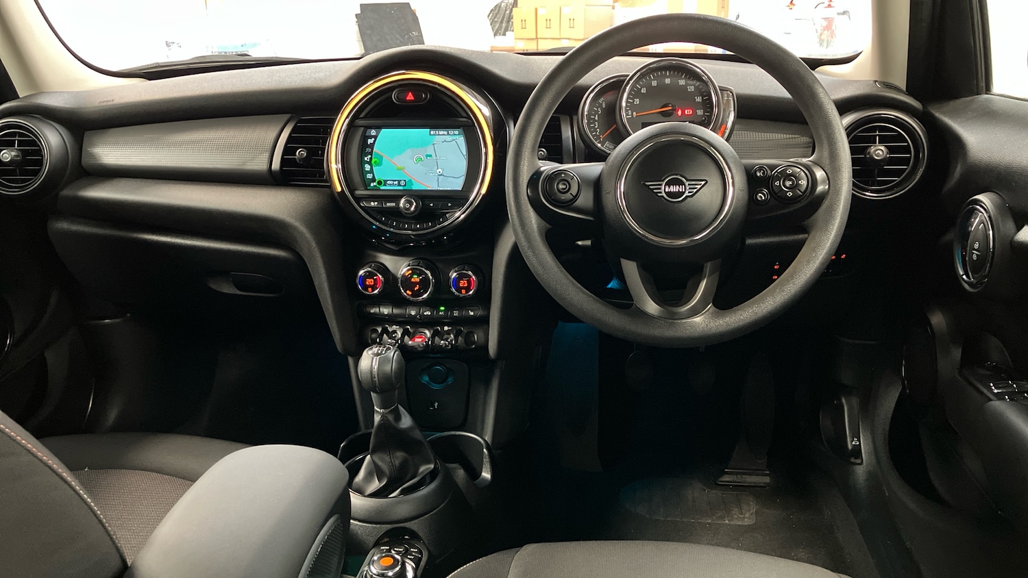 Used MINI Hatch 2020 for sale - 76718789: Photo 5