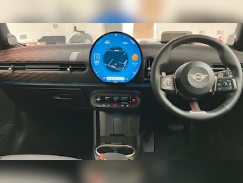 Used MINI Cooper 2024 for sale - 78078751: Photo