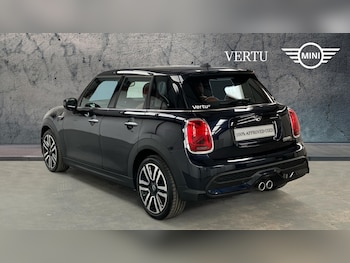 Used MINI Hatch 2024 for sale - 79356932: Photo