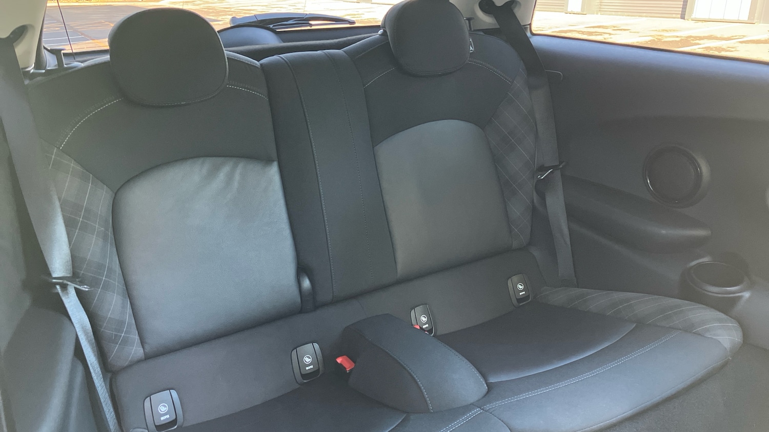 Used MINI Hatch 2018 for sale - 76366232: Photo 35