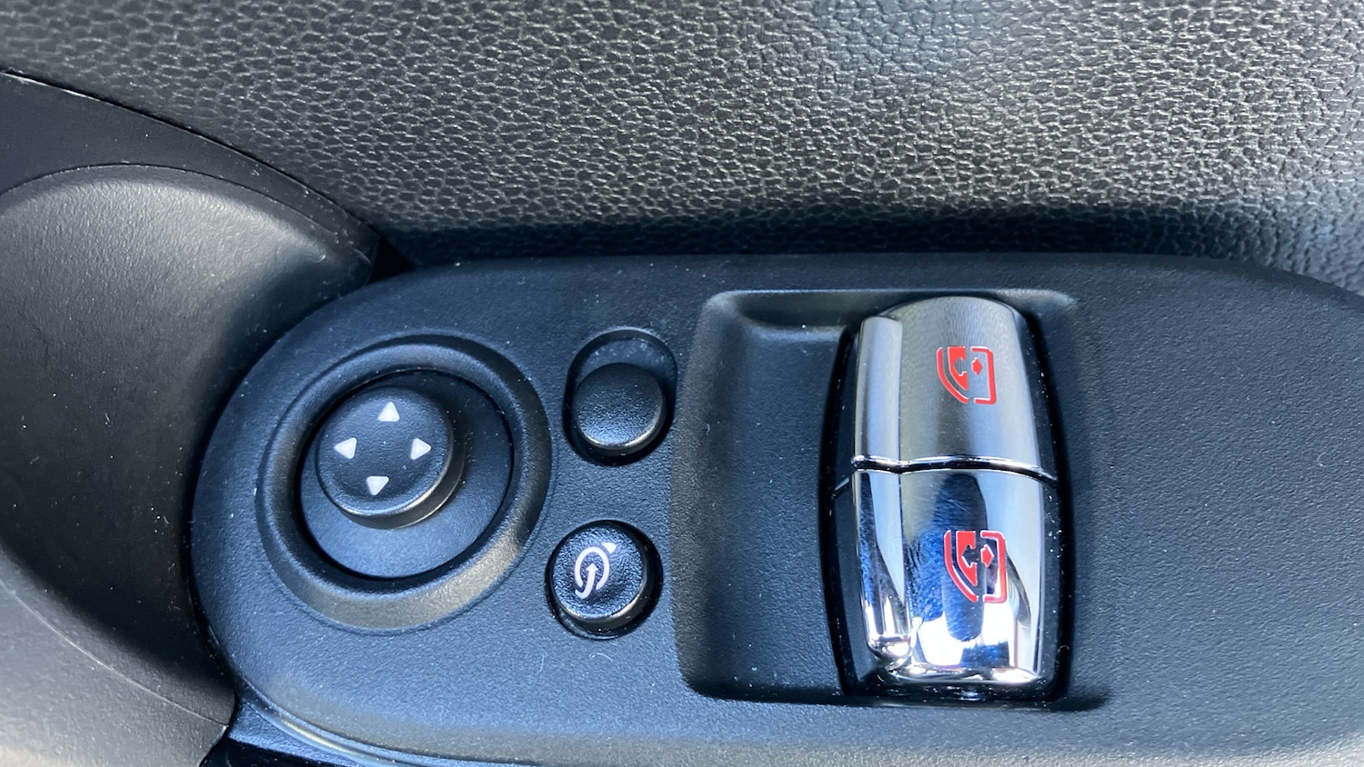 Used MINI Hatch 2018 for sale - 76366232: Photo 40