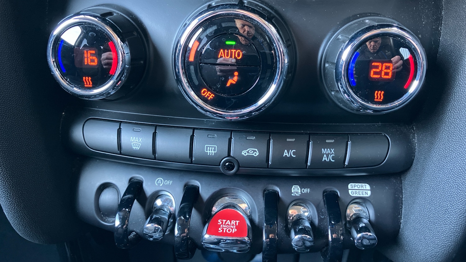 Used MINI Hatch 2018 for sale - 76366232: Photo 46