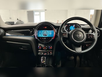 Used MINI Hatch 2022 for sale - 77999255: Photo