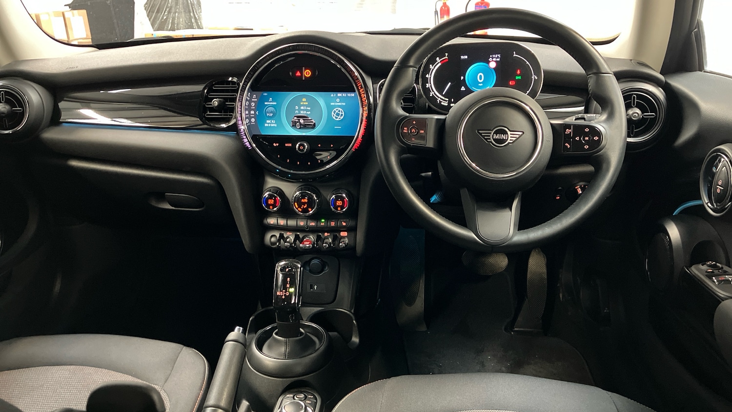 Used MINI Hatch 2022 for sale - 77999255: Photo 5