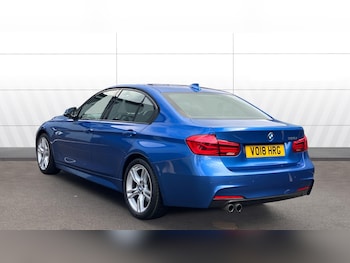 Used BMW 3 Series 2018 for sale - 77700891: Photo