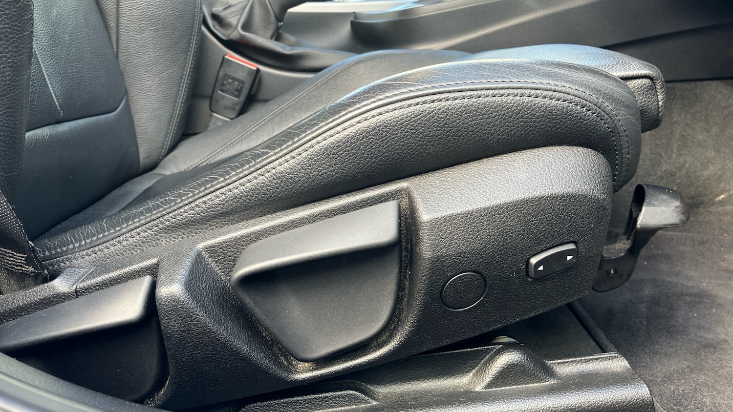 Used BMW 3 Series 2018 for sale - 77700891: Photo 37