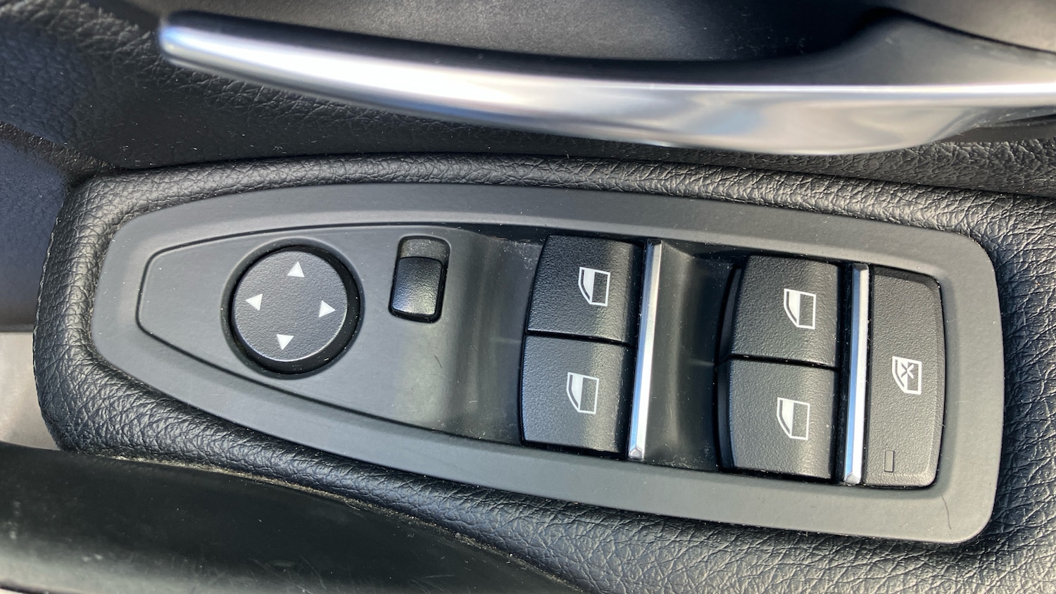 Used BMW 3 Series 2018 for sale - 77700891: Photo 39