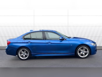 Used BMW 3 Series 2018 for sale - 77700891: Photo