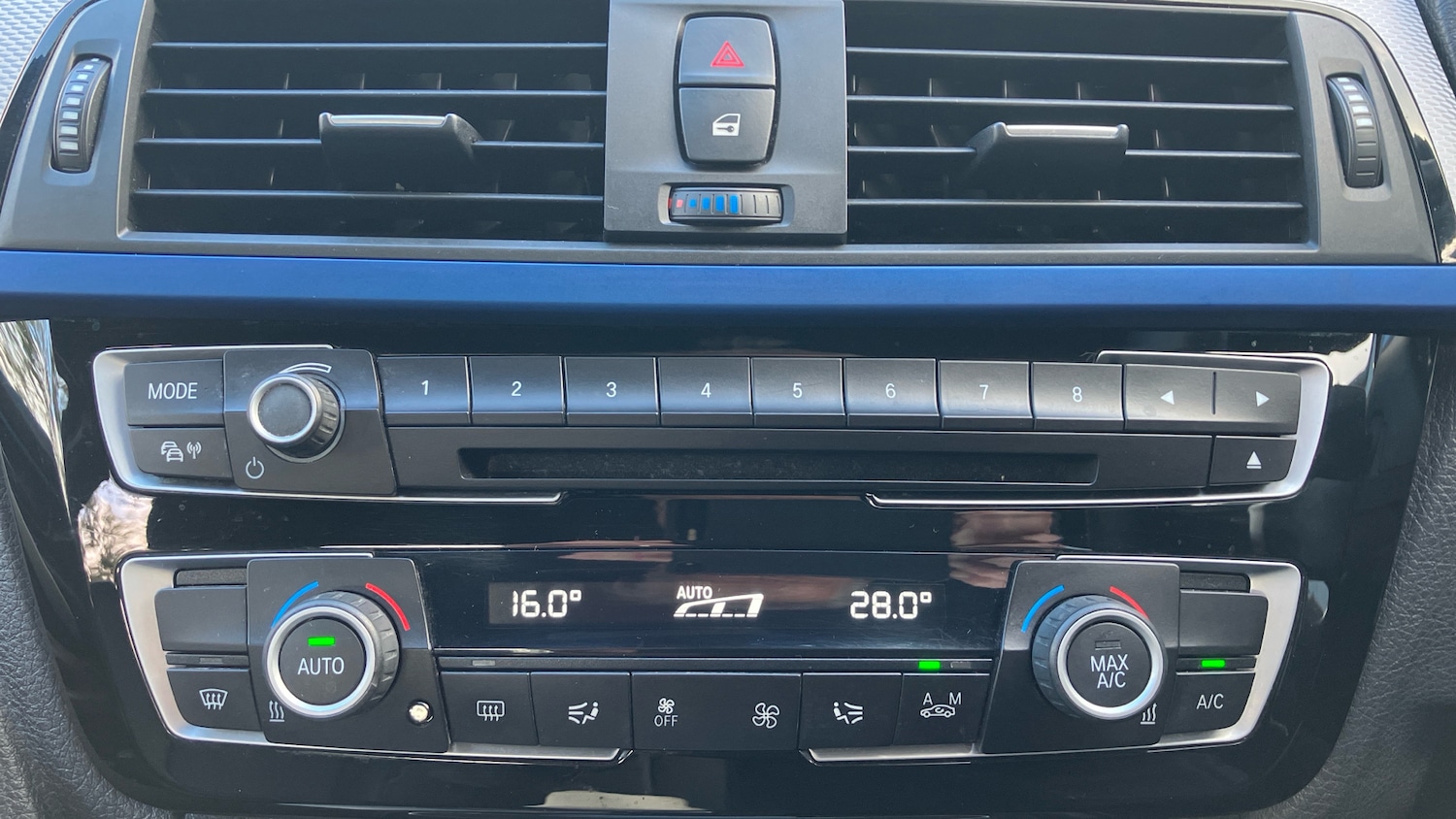 Used BMW 3 Series 2018 for sale - 77700891: Photo 43