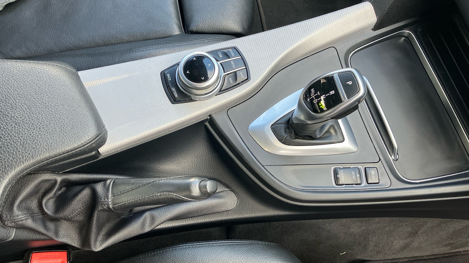 Used BMW 3 Series 2018 for sale - 77700891: Photo 48