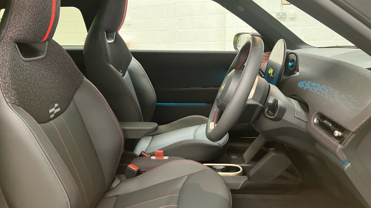 Used MINI Cooper 2025 for sale - 77616097: Photo 11