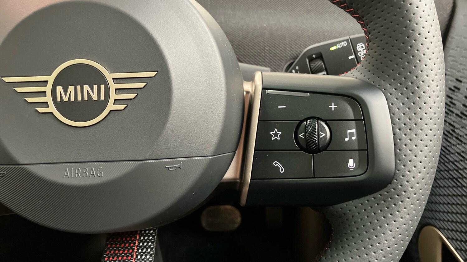 Used MINI Cooper 2025 for sale - 77616097: Photo 18