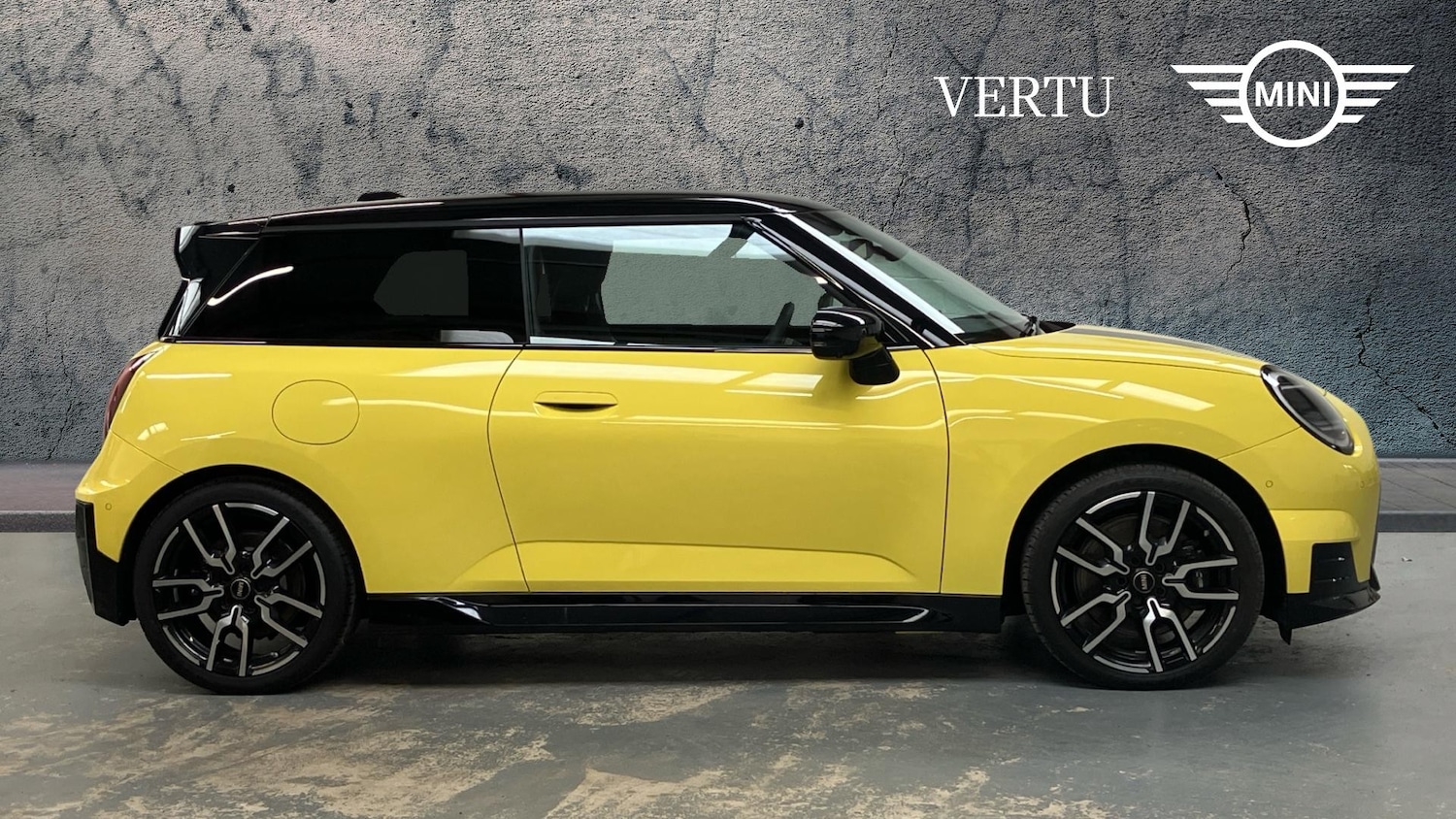 Used MINI Cooper 2025 for sale - 77616097: Photo 3