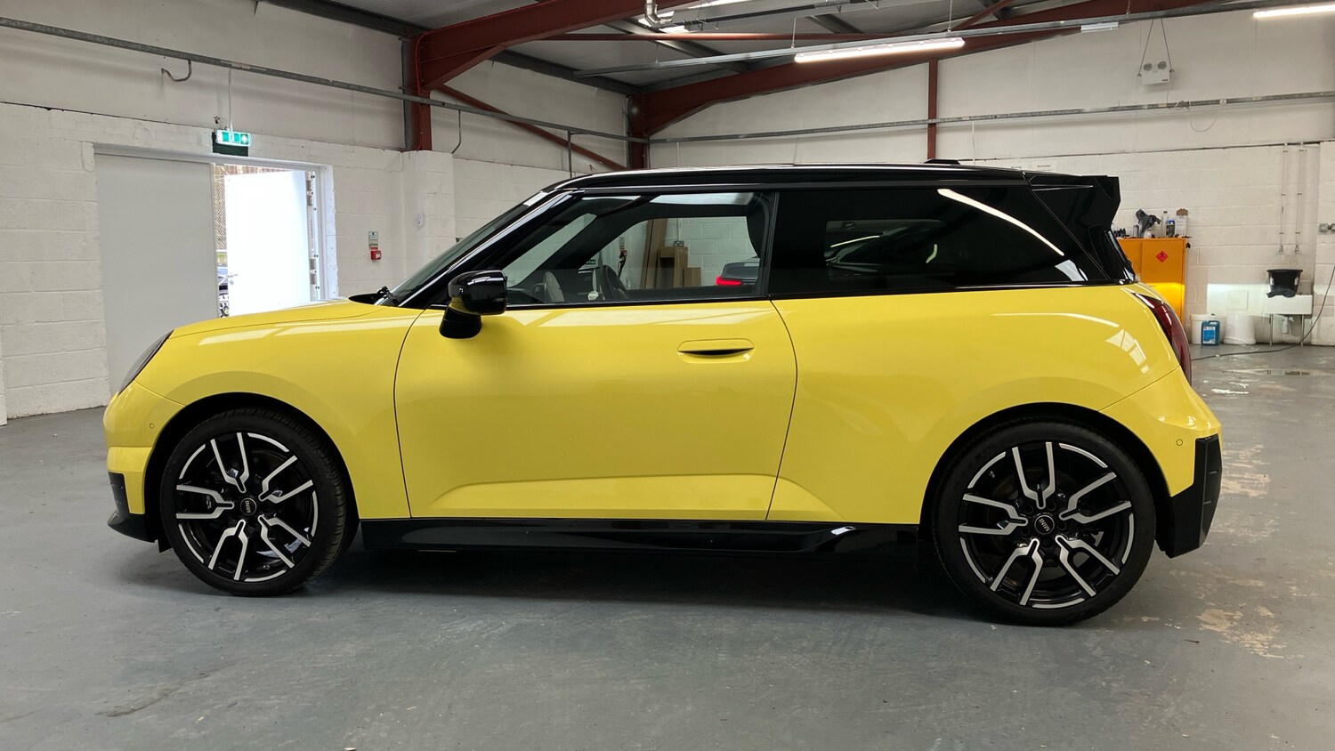 Used MINI Cooper 2025 for sale - 77616097: Photo 76