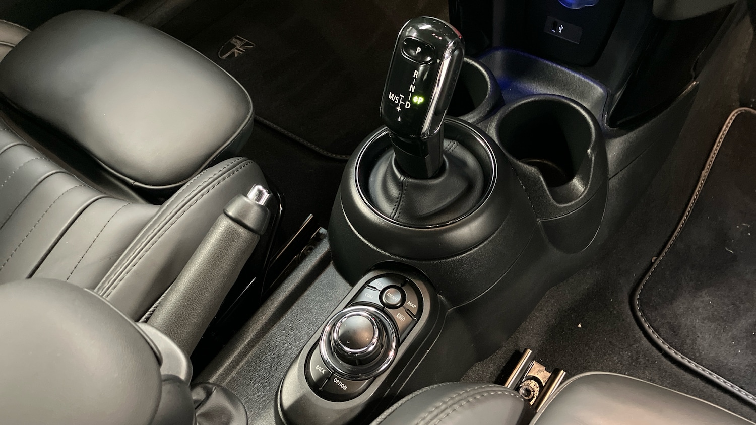 Used MINI Hatch 2022 for sale - 76588242: Photo 10