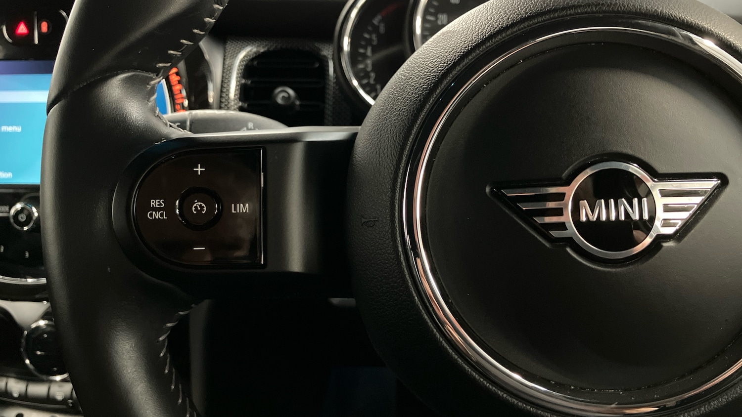 Used MINI Hatch 2022 for sale - 76588242: Photo 17