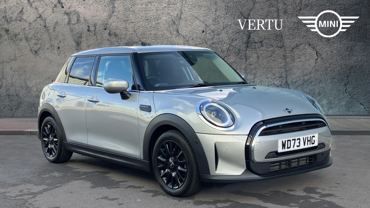 Used MINI Hatch 2024 for sale - 76599896: Photo 1