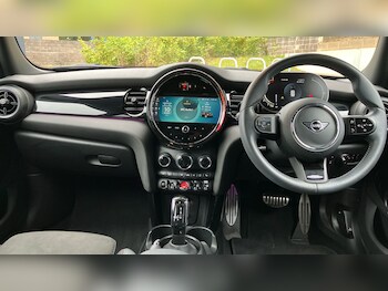 Used MINI Hatch 2023 for sale - 76243104: Photo 4
