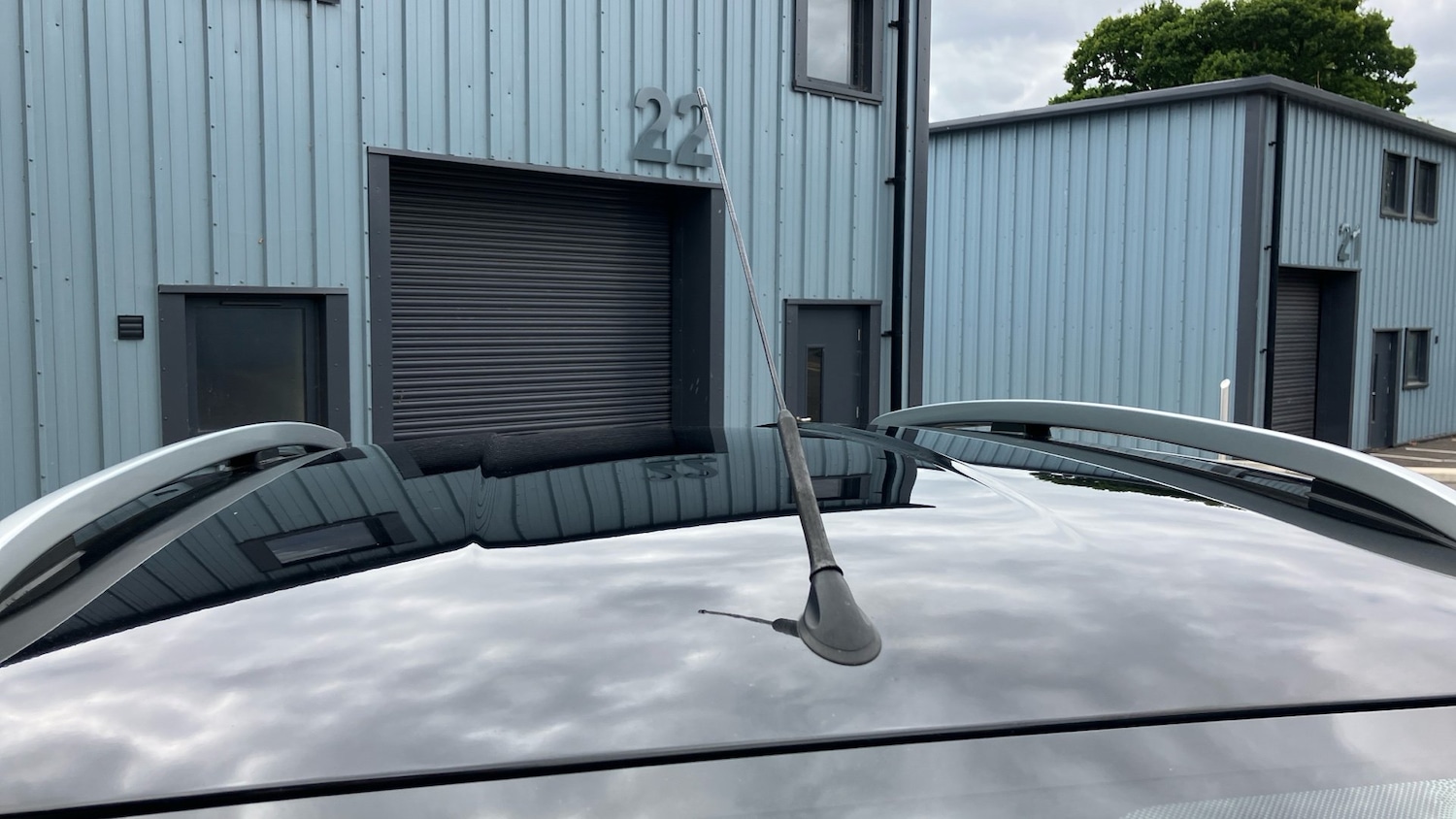 Vehicle 21