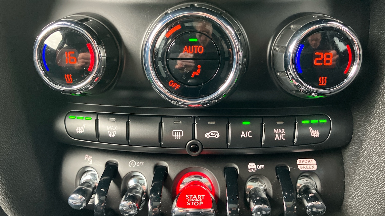 Used MINI Hatch 2023 for sale - 76492107: Photo 51