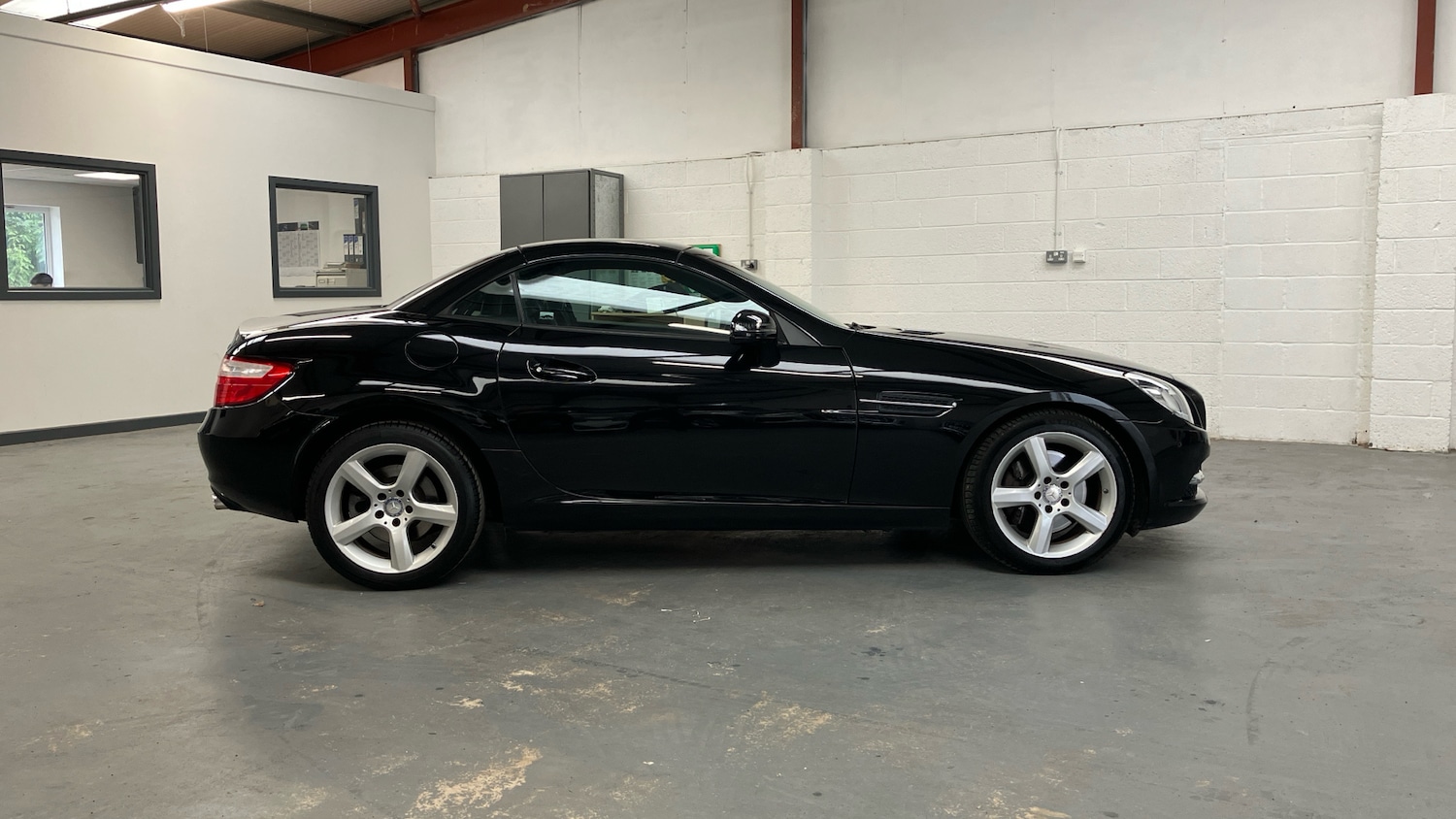 Used Mercedes-Benz SLK 2014 for sale - 76164418: Photo 36