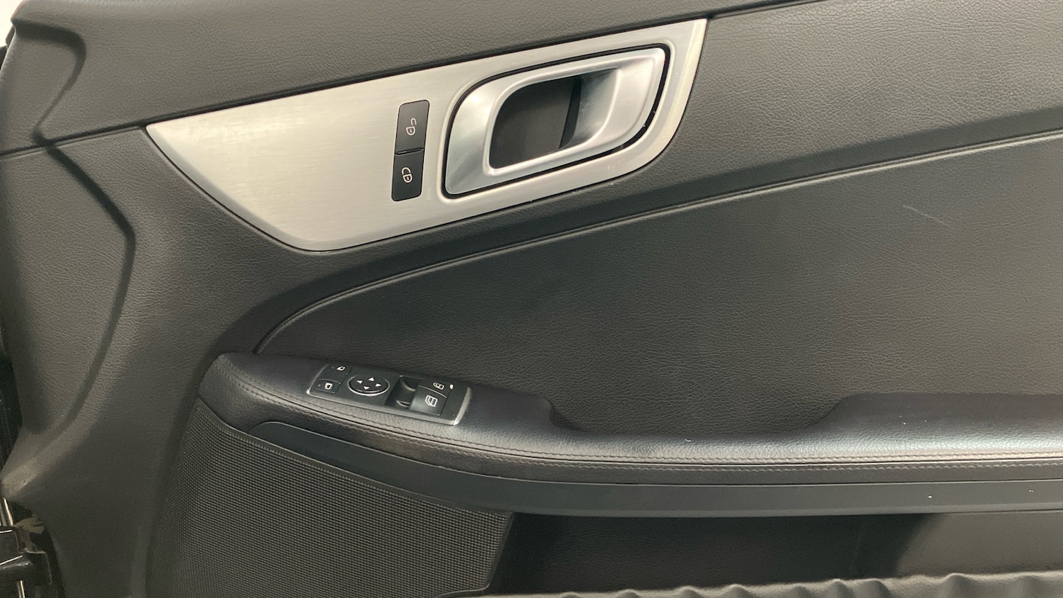Used Mercedes-Benz SLK 2014 for sale - 76164418: Photo 42