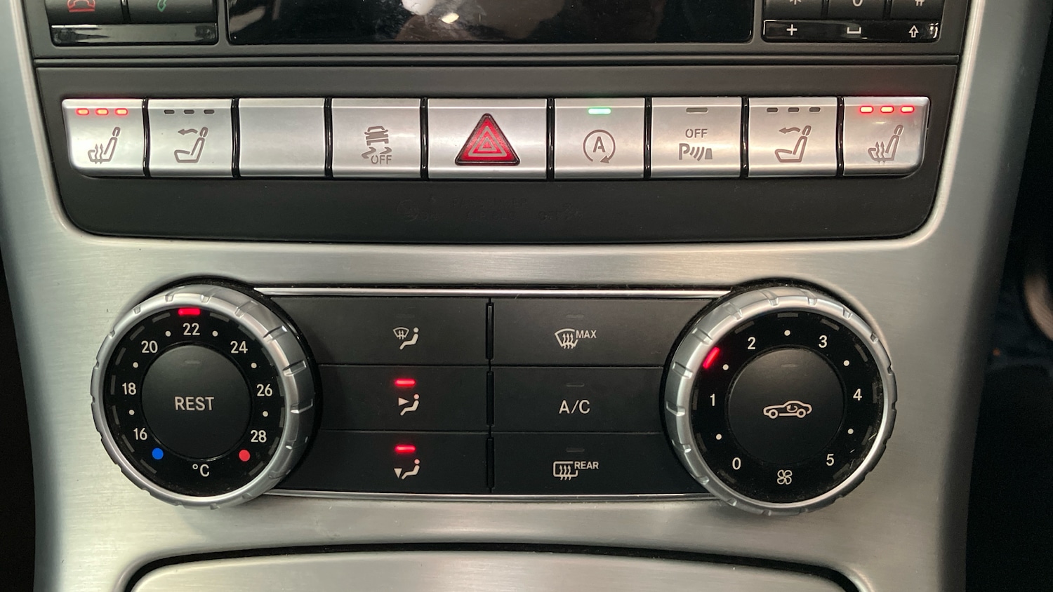 Used Mercedes-Benz SLK 2014 for sale - 76164418: Photo 47