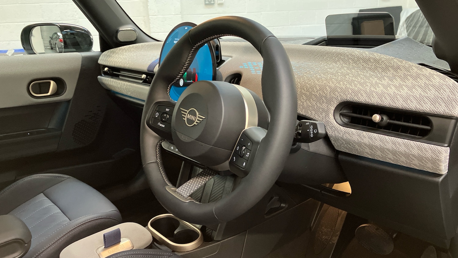 Used MINI Cooper 2025 for sale - 76968341: Photo 6