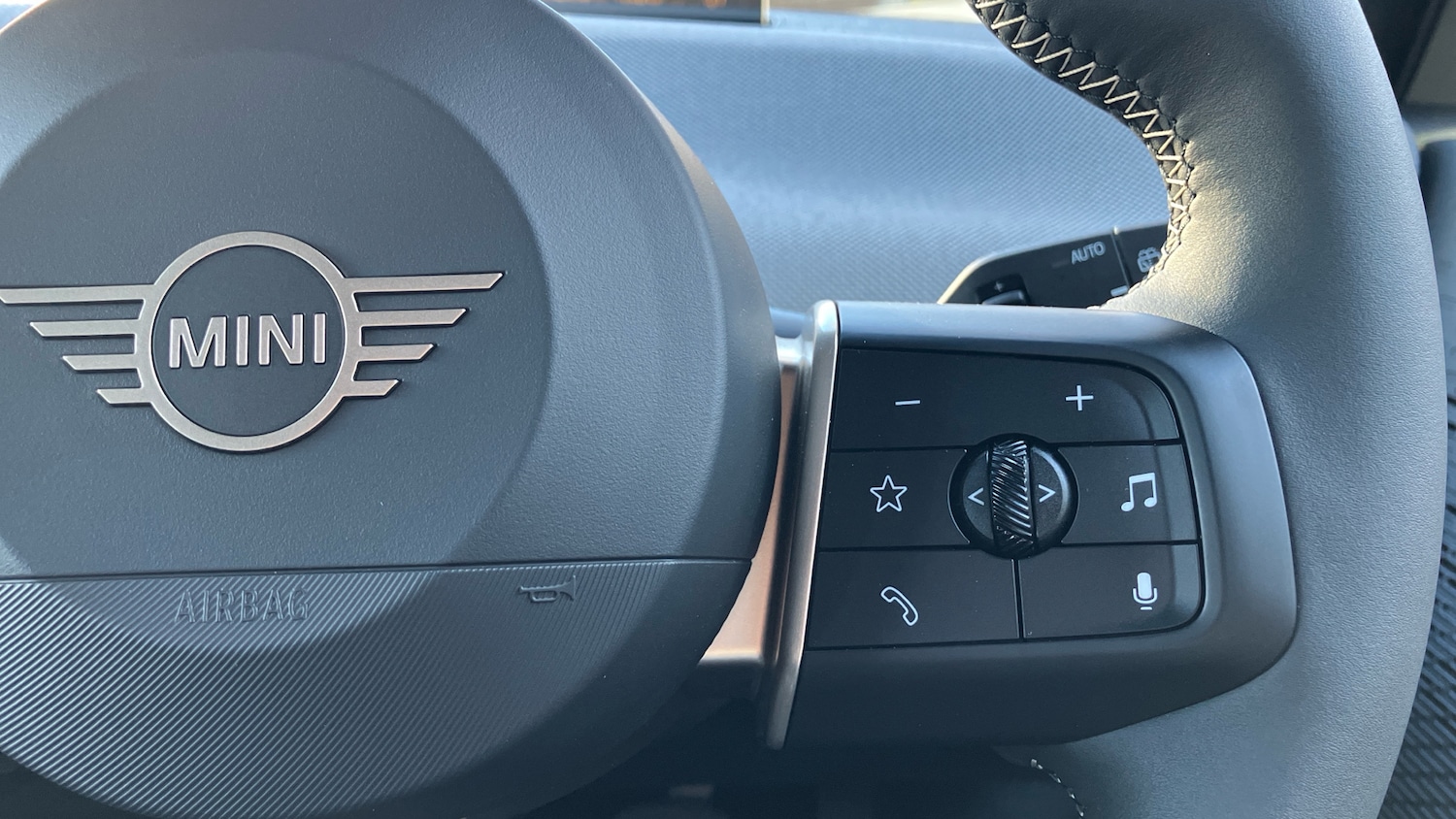 Used MINI Cooper 2025 for sale - 76931107: Photo 18