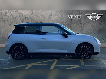 Used MINI Cooper 2025 for sale - 76931107: Photo