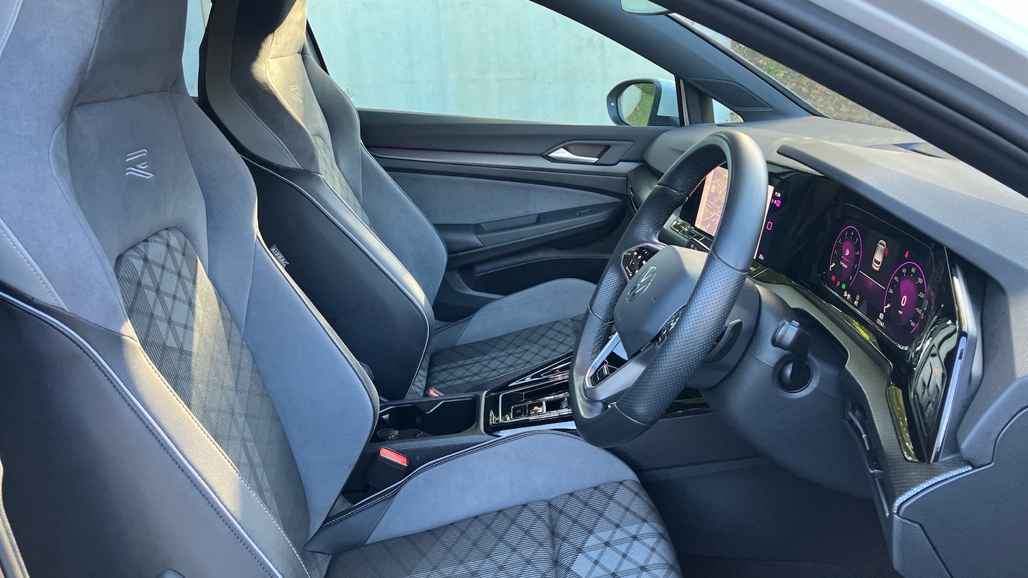 Used Volkswagen Golf 2024 for sale - 76777932: Photo 11