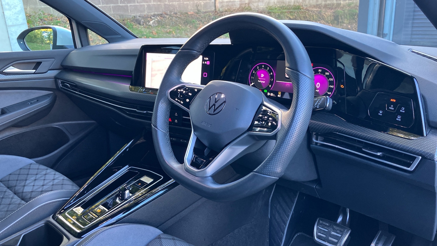 Used Volkswagen Golf 2024 for sale - 76777932: Photo 6