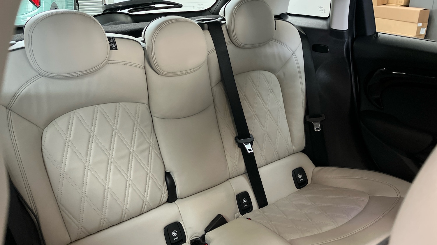 Used MINI Hatch 2019 for sale - 77945342: Photo 12