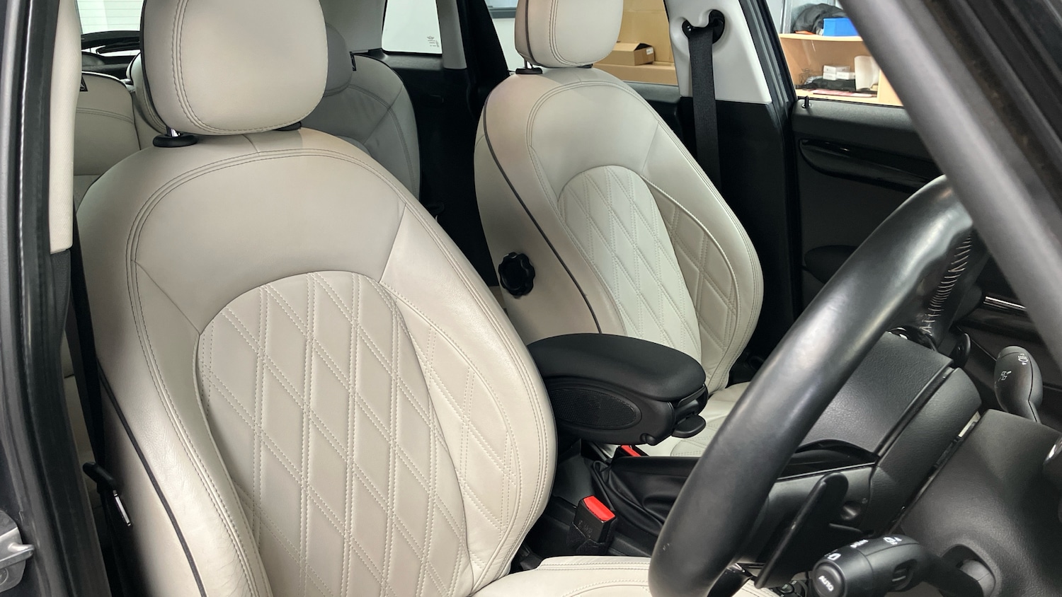 Used MINI Hatch 2019 for sale - 77945342: Photo 45