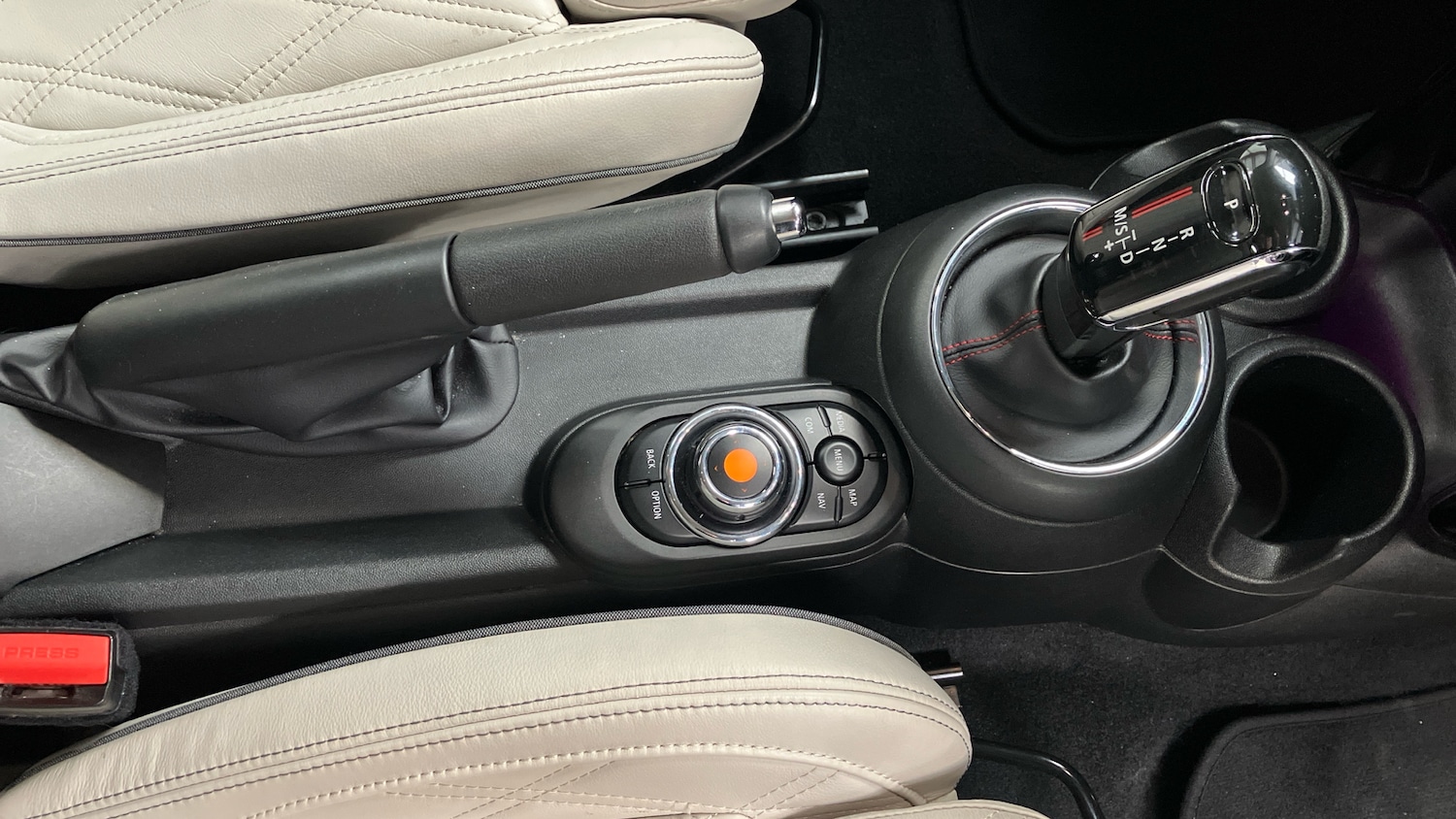 Used MINI Hatch 2019 for sale - 77945342: Photo 67