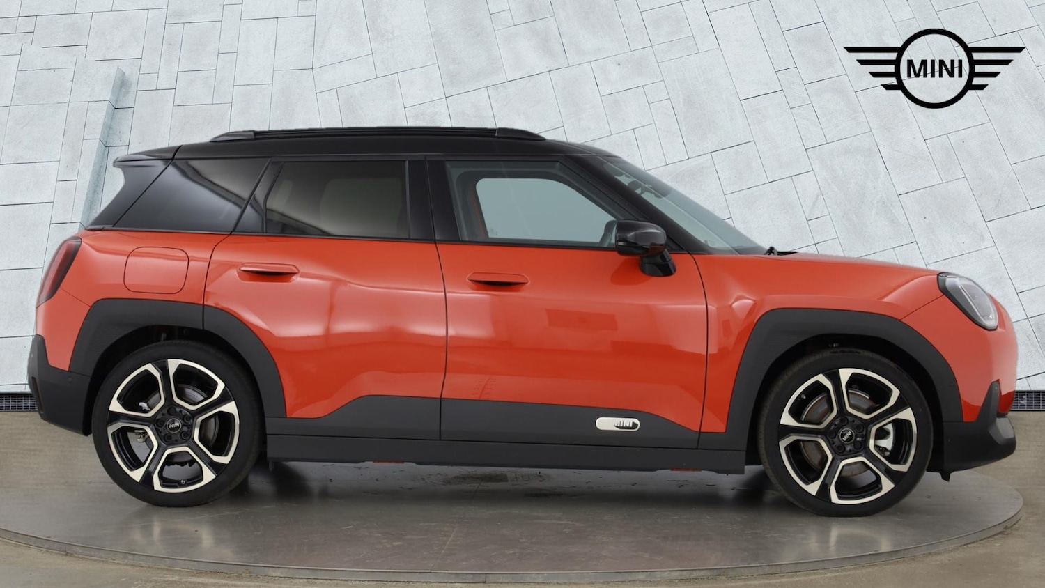 Used MINI Aceman 2024 for sale - 76526564: Photo 3
