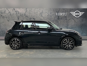 Used MINI Cooper 2024 for sale - 77567325: Photo