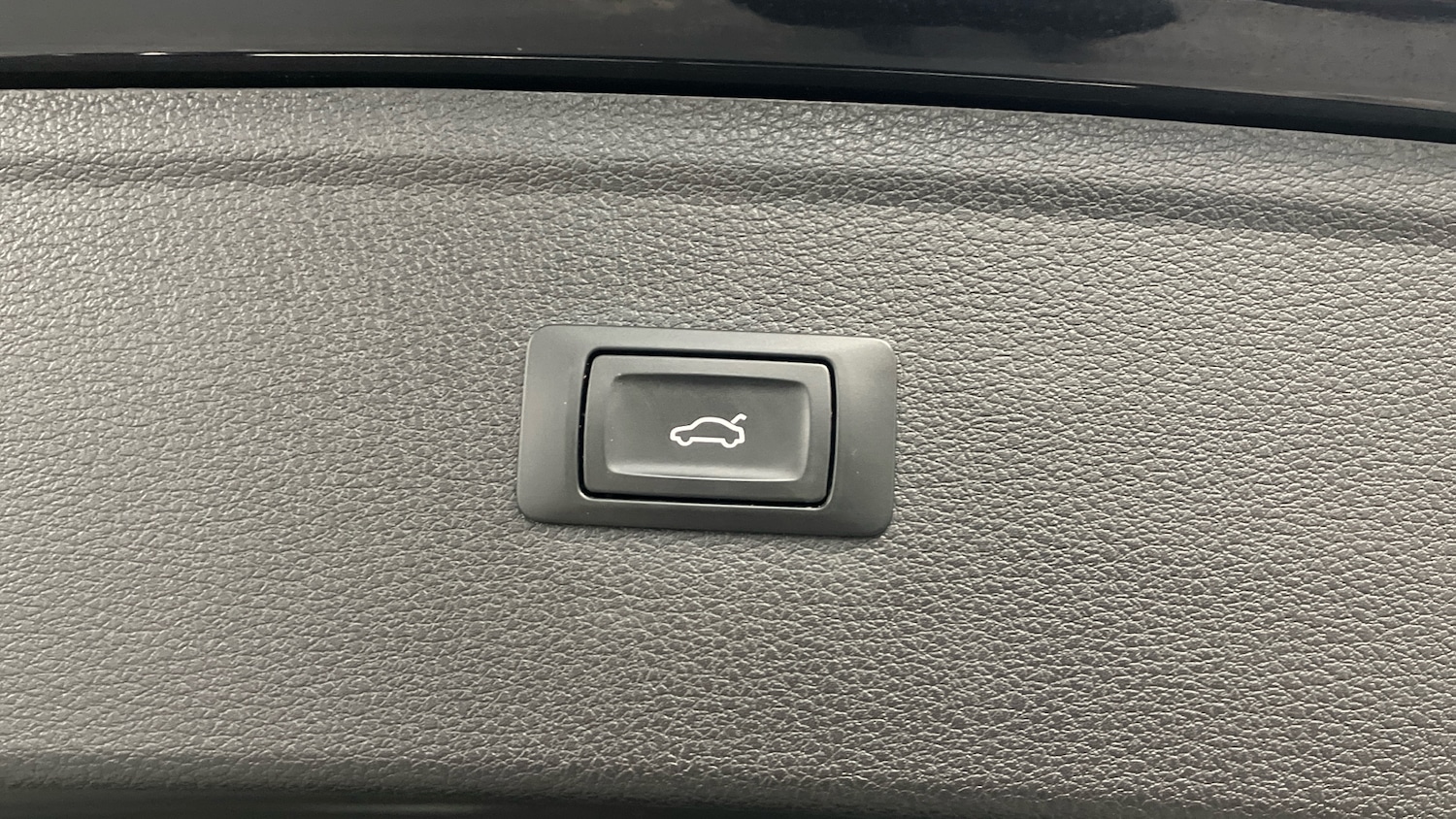 Used Audi Q5 2017 for sale - 77431077: Photo 35