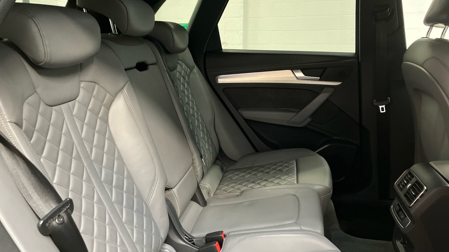 Used Audi Q5 2017 for sale - 77431077: Photo 39