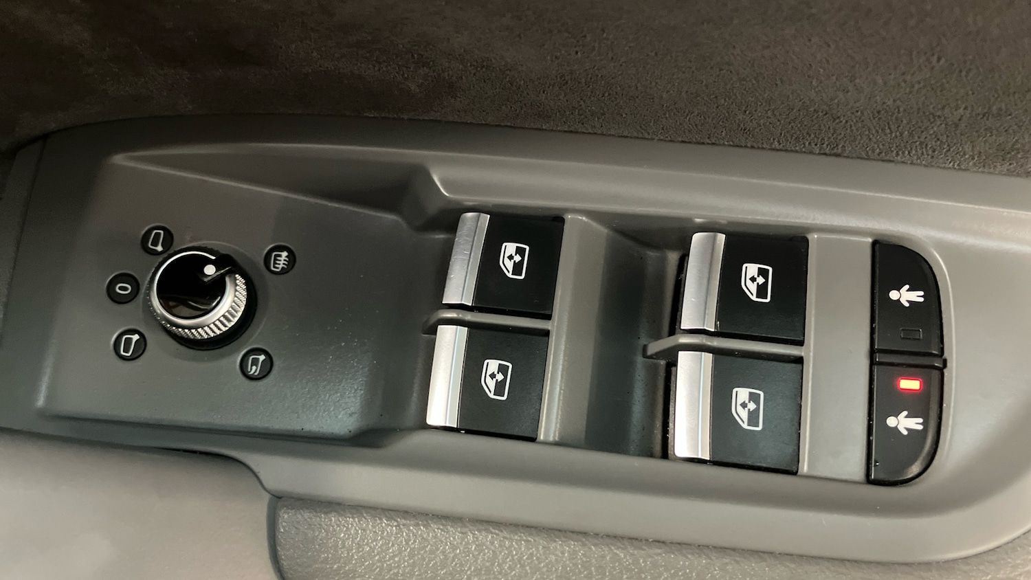 Used Audi Q5 2017 for sale - 77431077: Photo 45