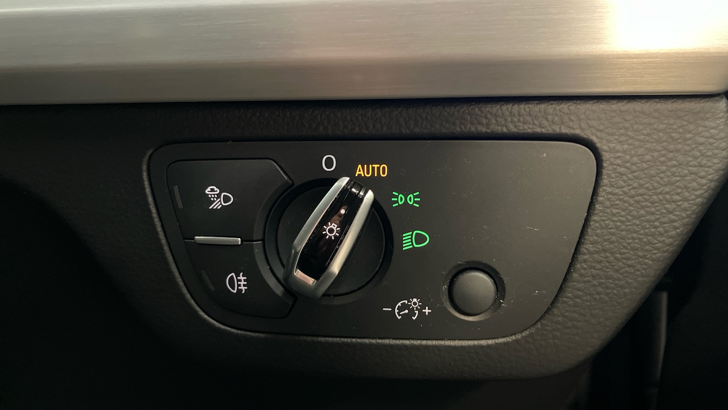 Used Audi Q5 2017 for sale - 77431077: Photo 48