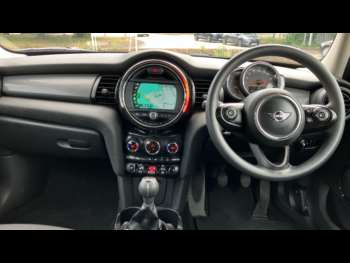 Used MINI Hatch 2019 for sale - 75435295: Photo