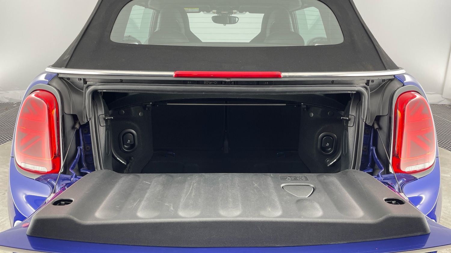 Used MINI Convertible 2020 for sale - 76859068: Photo 13