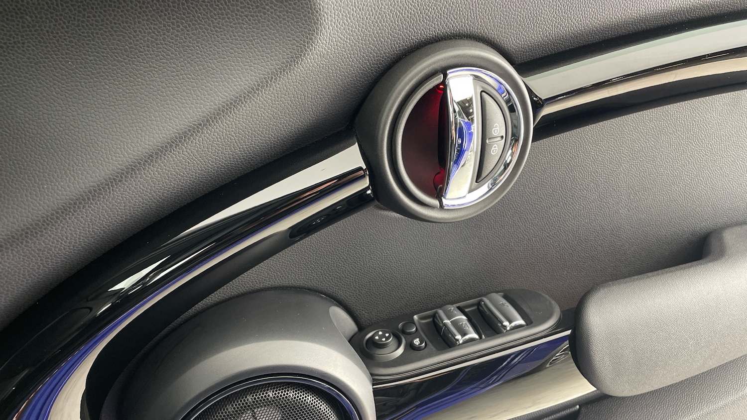 Used MINI Convertible 2020 for sale - 76859068: Photo 20