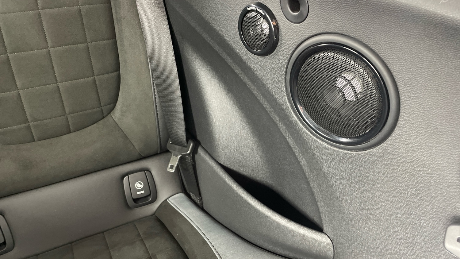 Used MINI Convertible 2020 for sale - 76859068: Photo 37