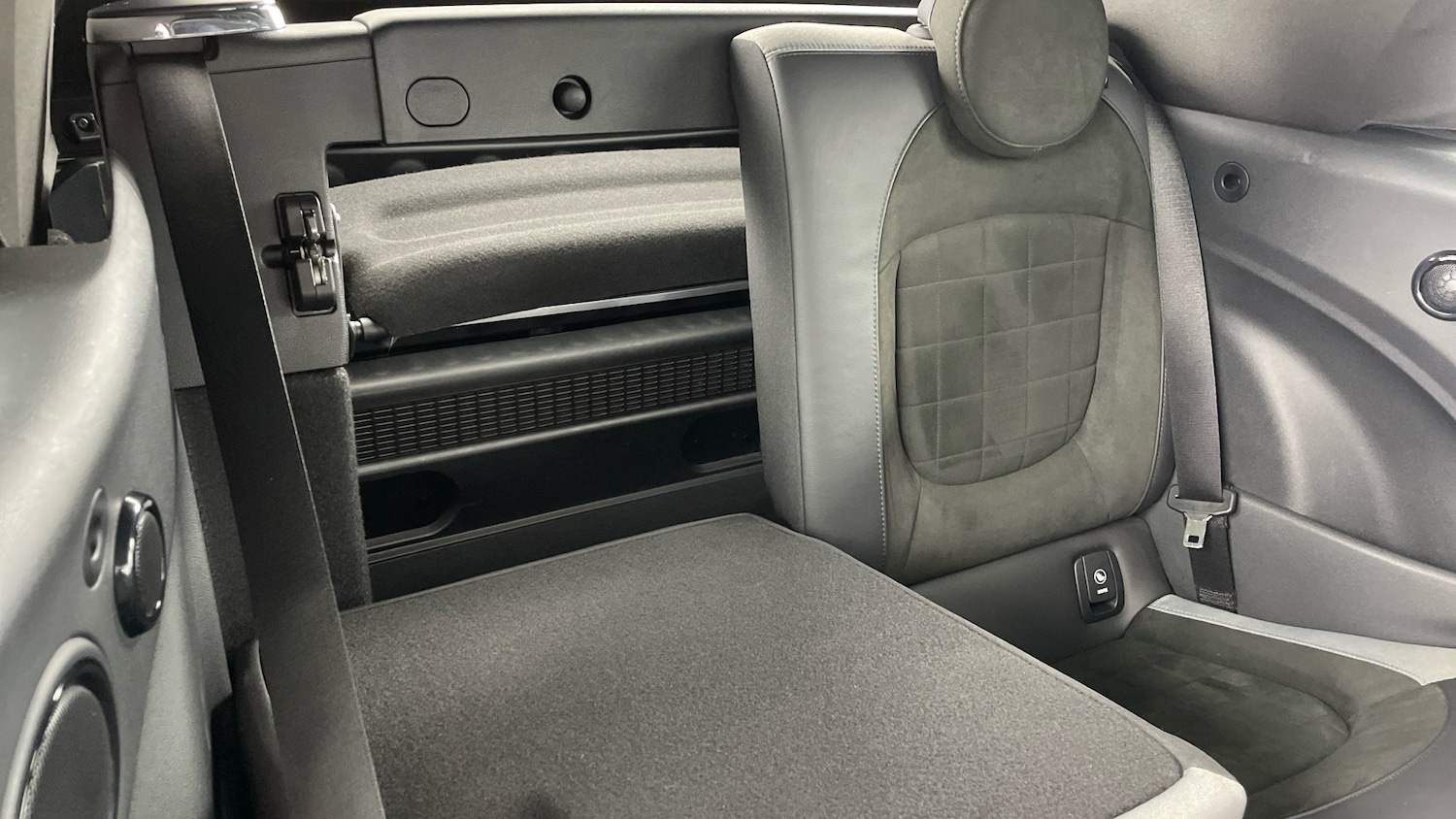 Used MINI Convertible 2020 for sale - 76859068: Photo 55