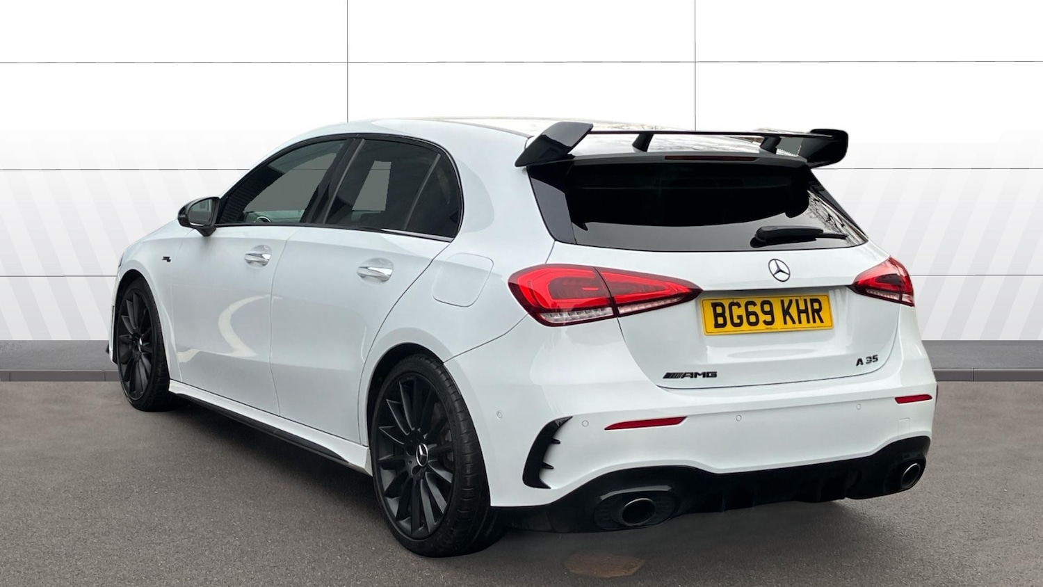 Used Mercedes-Benz A-Class 2019 for sale - 77812850: Photo 2